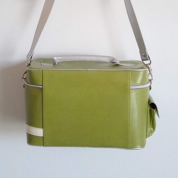Tahitian Noni Olive Green Travel Bag - Picture 9 of 16
